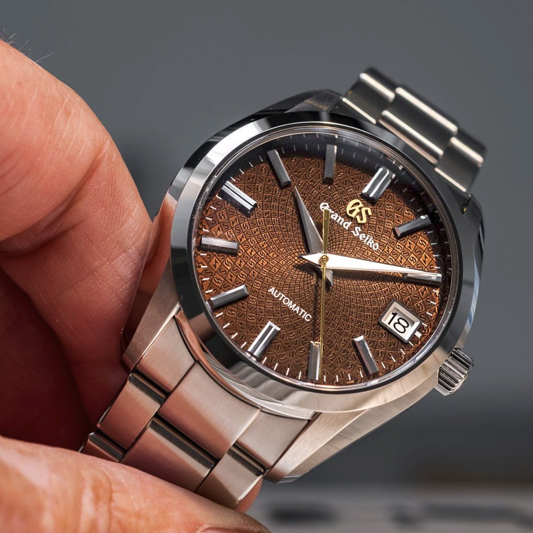 Grand Seiko SBGR311, Grand Seiko Caliber 9S