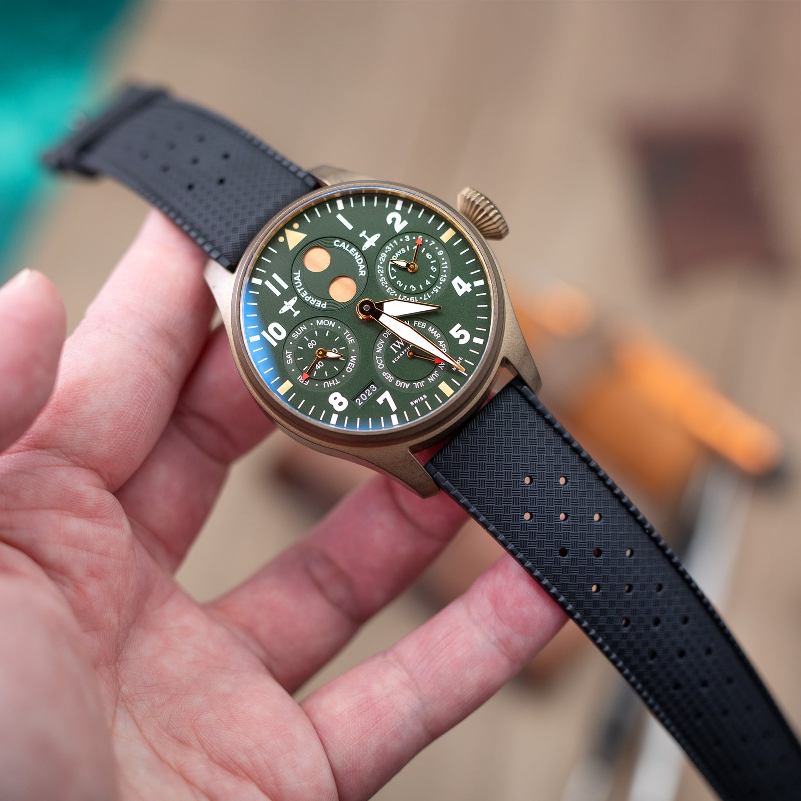 Black Tropical-Style Pro FKM Rubber Quick Release Strap 19mm to 23mm