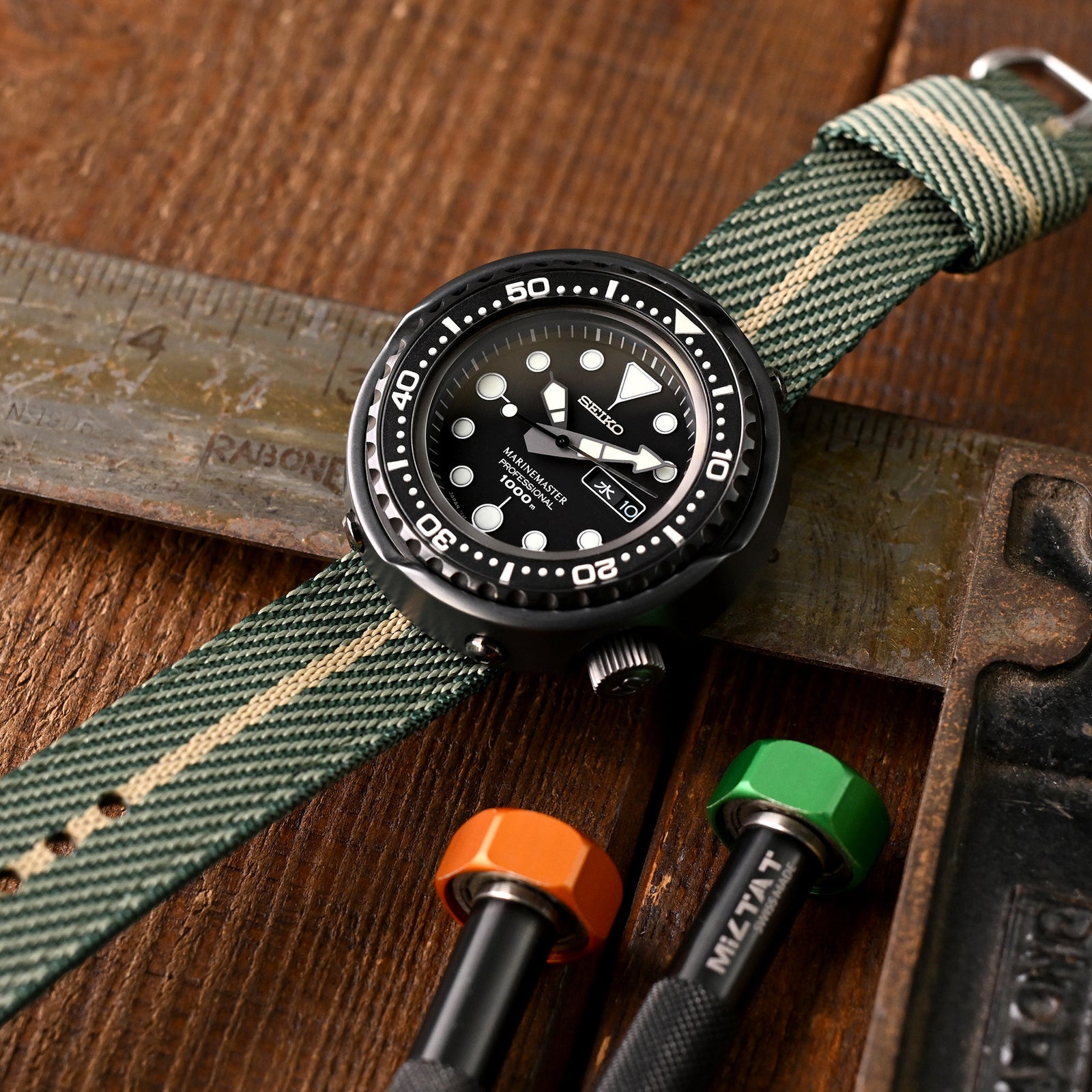 22mm 2-pcs Nylon Watch Band, Quick Release, Green & Khaki, Brushed Buckle