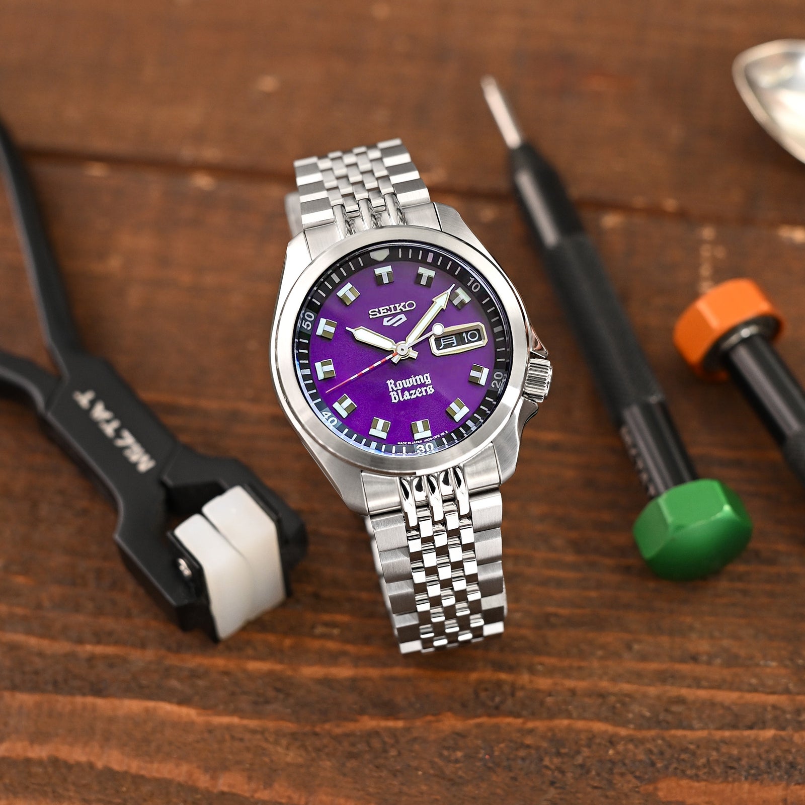 20mm Asteroid Watch Band for Seiko 5 Sports 40mm, 316L Stainless Steel Brushed and Polished V-Clasp Strapcode Watch Bands