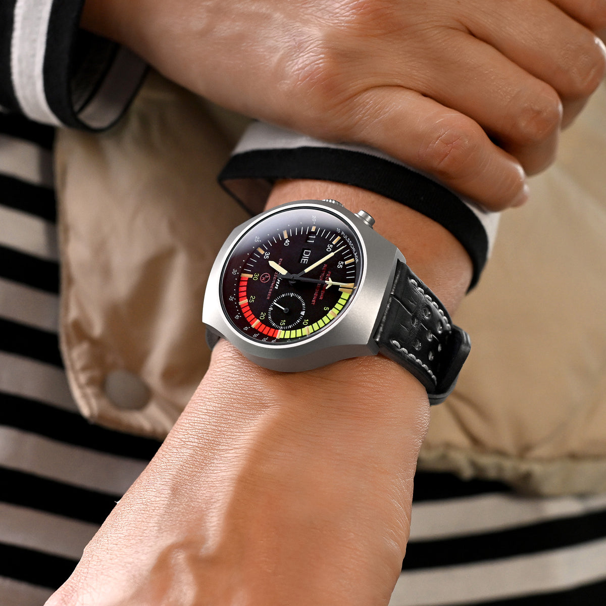 Cinturino Orologio 20mm MiLTAT Rally Racing in Vera Pelle di Alligatore Nera, Cuciture Beige