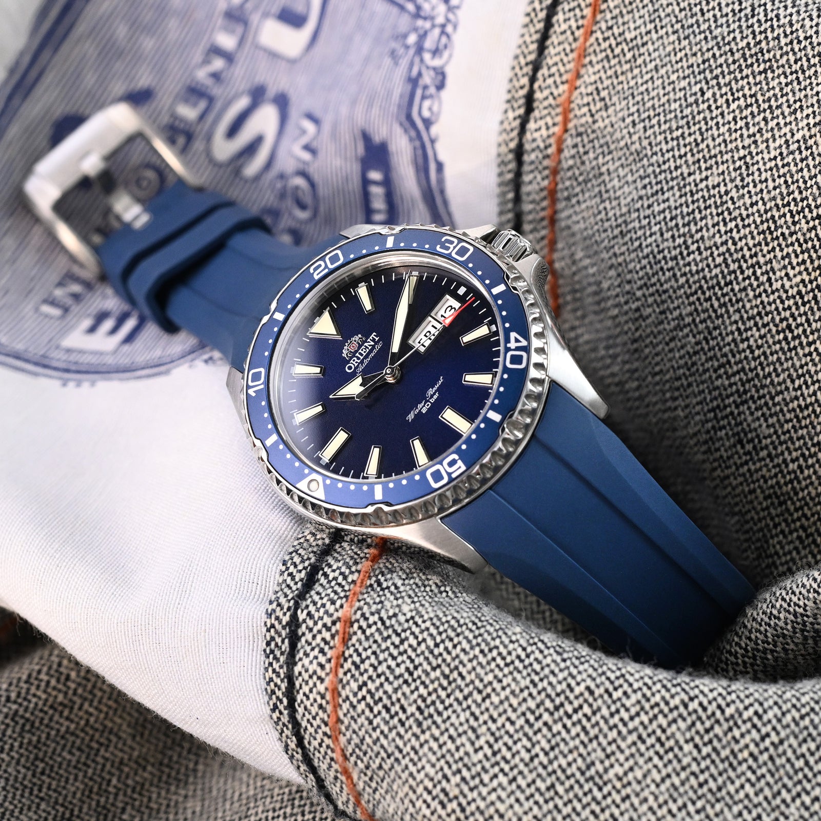 Wheels FKM Watch Band for Orient Kamasu, 22mm Navy Blue Rubber Quick Release Curved End Strapcode watch bands