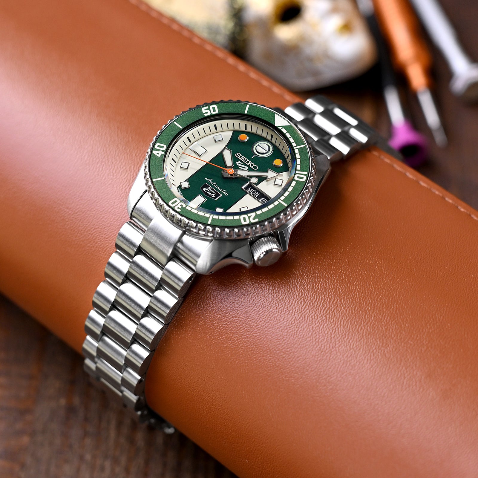 22mm Endmill Watch Band compatible with Seiko 5, 316L Stainless Steel Brushed V-Clasp Strapcode Watch Bands