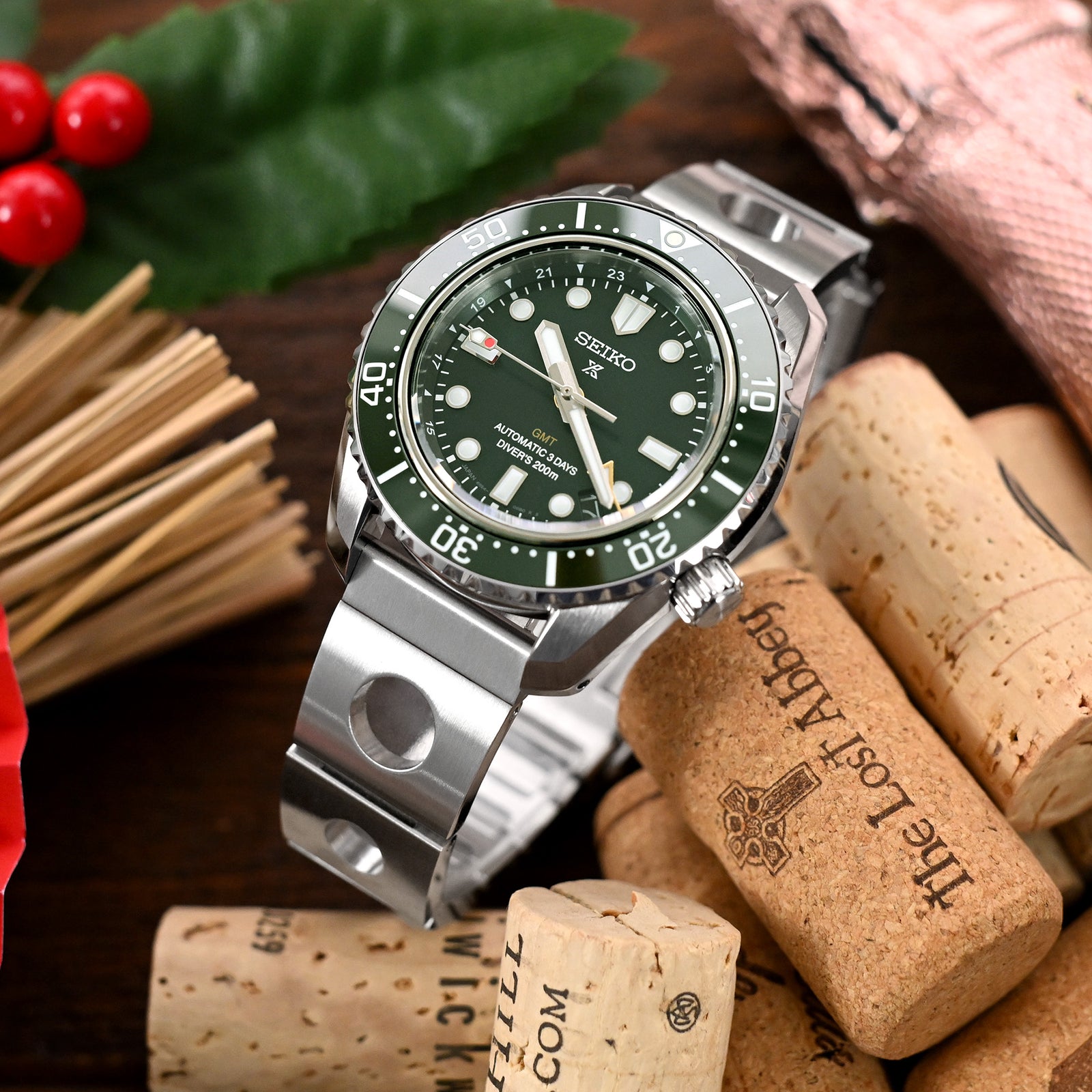 Rollball version II QR Watch Band Straight End Quick Release, 316L Stainless Steel Brushed Baton Diver Clasp Strapcode Watch Bands