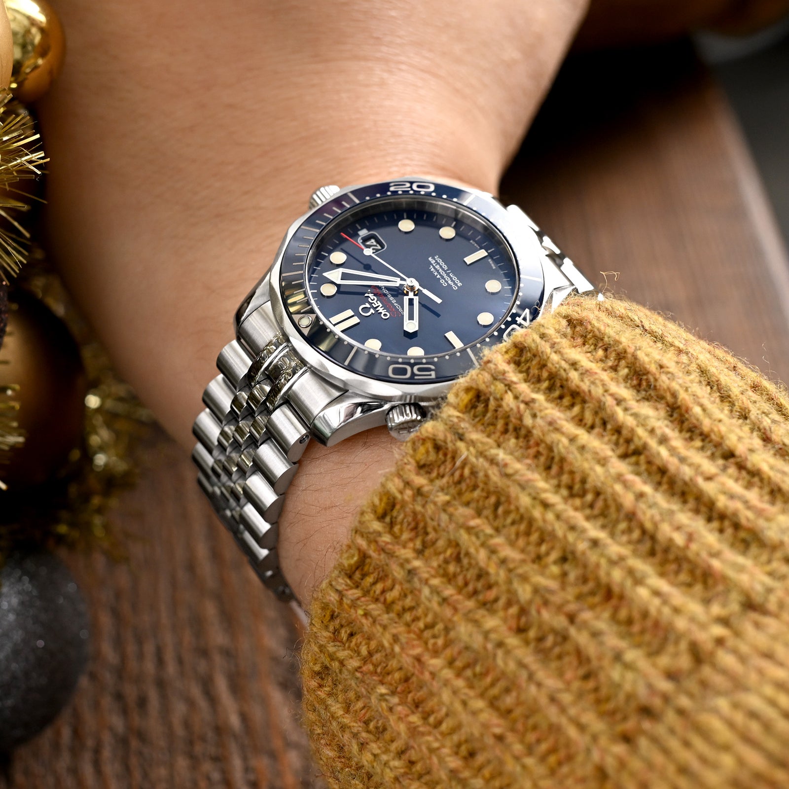 20mm Super-J Louis 316L Stainless Steel Watch Band for Omega Seamaster 41mm, Brushed V-Clasp Strapcode Watch Bands