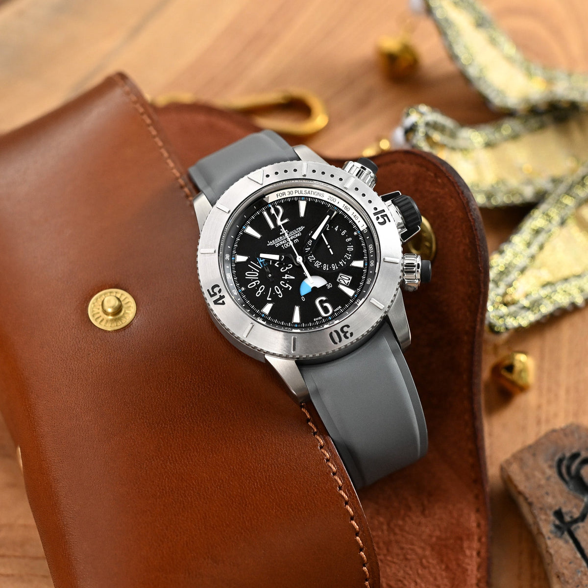 Jaeger LeCoultre Master Compressor Diver Chronograph Titanium Q186T670 Strapcode Watch Bands