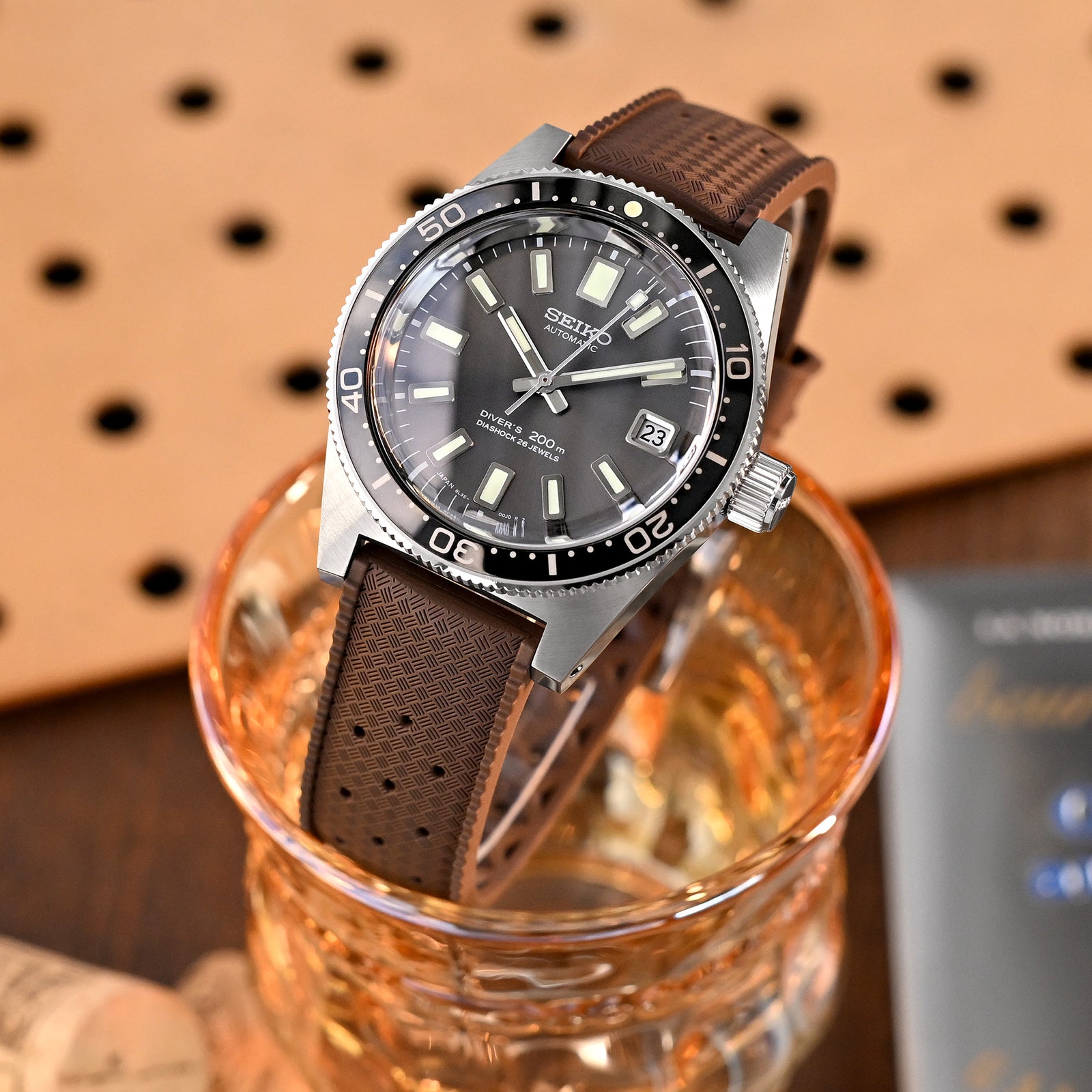 Quick Release Brown Tropical-Style Pro FKM rubber watch strap, 19mm - 23mm