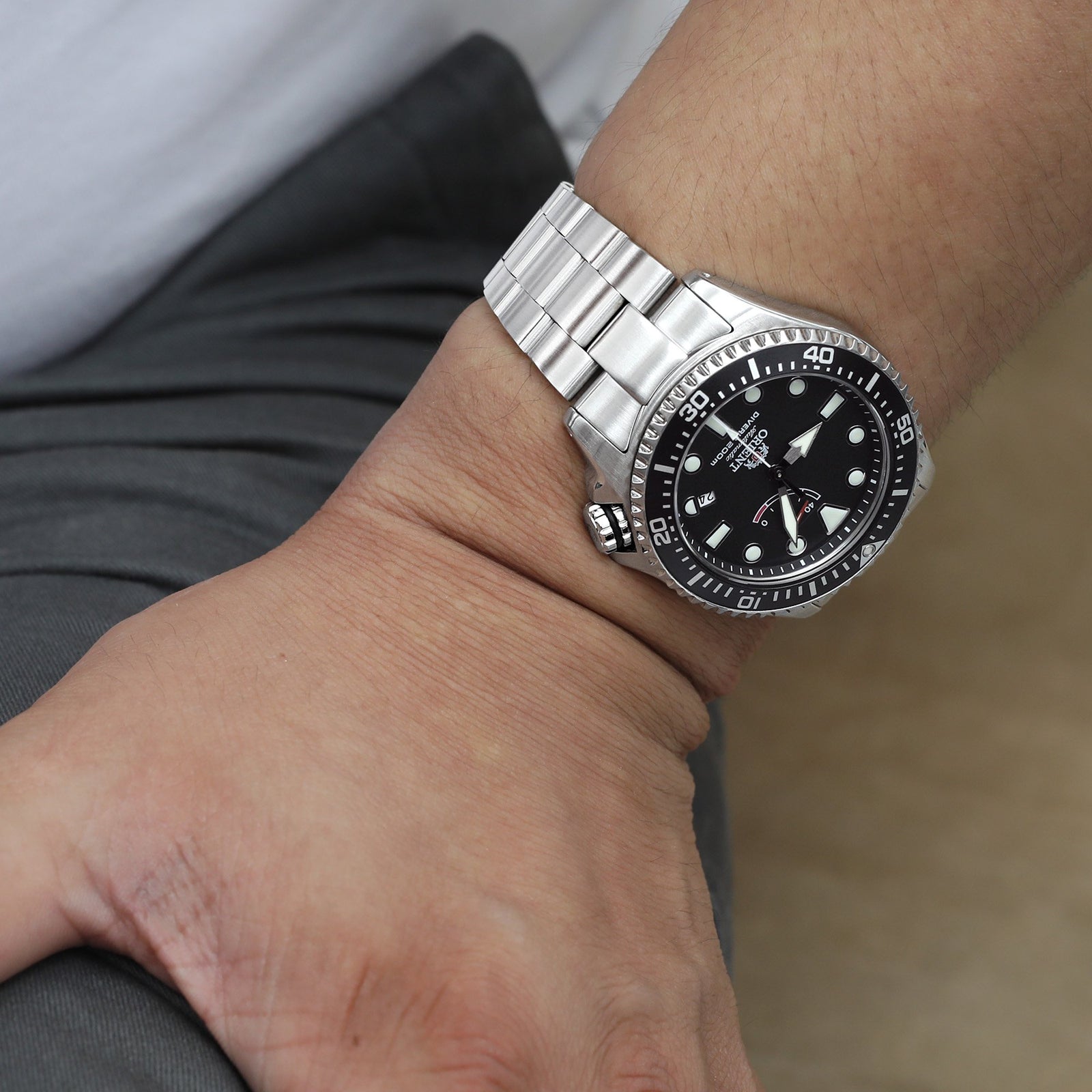 Orient RA-EL0001B00B Men Triton Black Dial Power Reserve Automatic Dive Watch Strapcode Watch Bands