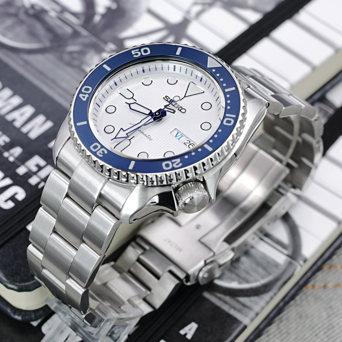 Seiko 5 Sports 140th Anniversary Limited Edition SRPG47 Strapcode Watch Bands